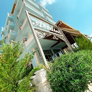 Abedini 3* Saranda